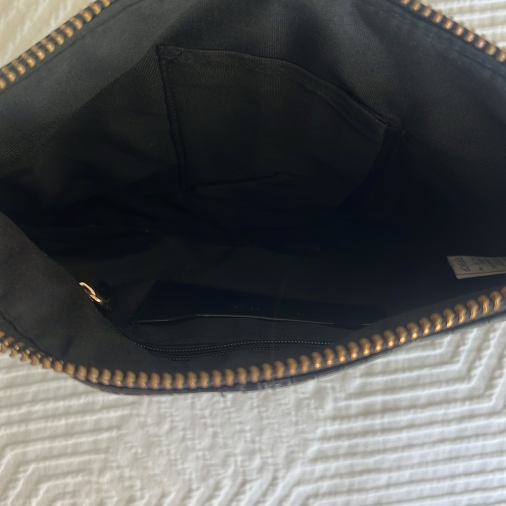Topshop black crocodile embossed clutch - Picture 6 of 11